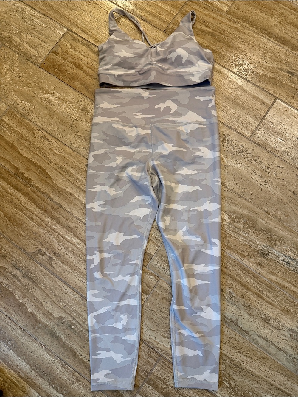 Athleta Light Gray & Taupe Camo 7/8 Elation Tight and Bra Set Medium